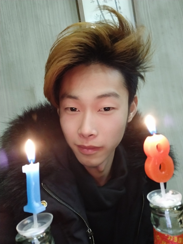 渣男的第一张照片--马尾交友网