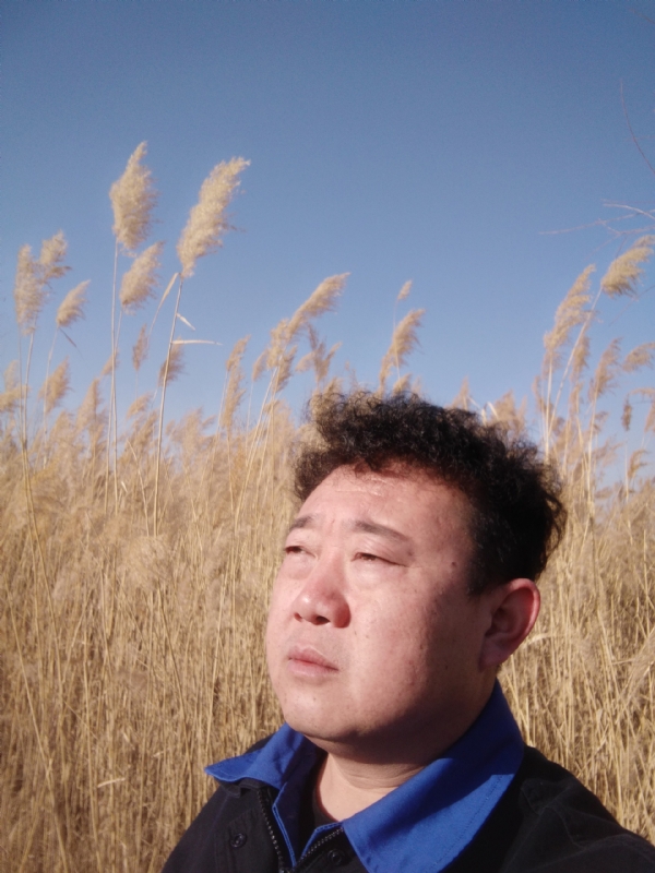 德刚的第一张照片--马尾交友网