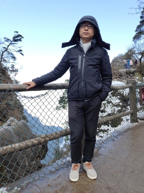 记录的地平线的第一张照片--马尾交友网