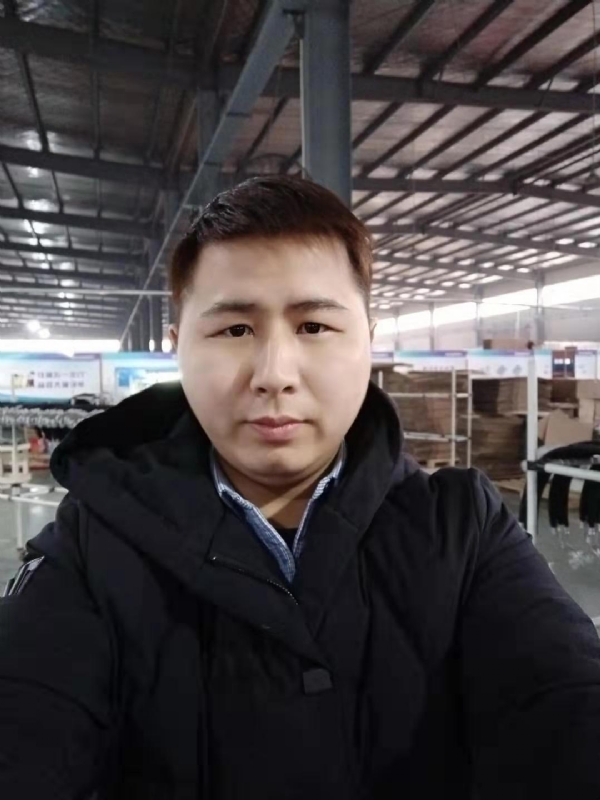 刀锋的第一张照片--马尾交友网