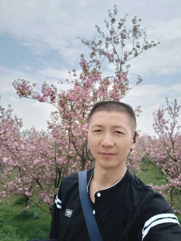 只有真名的第一张照片--马尾交友网