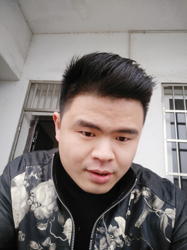 随遇而安的第一张照片--马尾交友网
