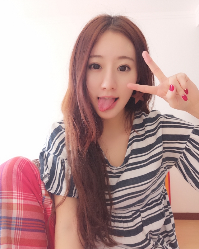 没有故事的女同学的第三张照片--马尾交友网