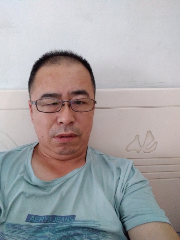 大叔的第一张照片--马尾交友网