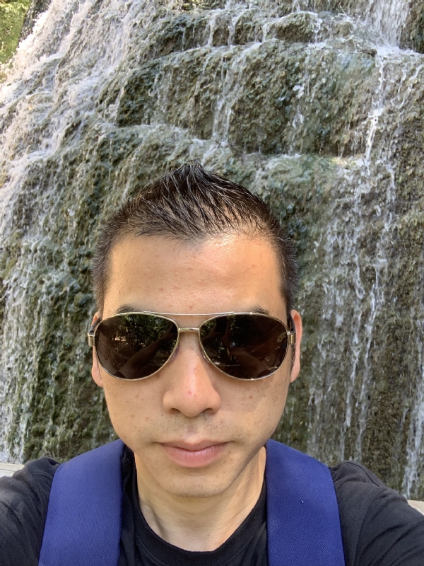 高兴的第二张照片--马尾交友网