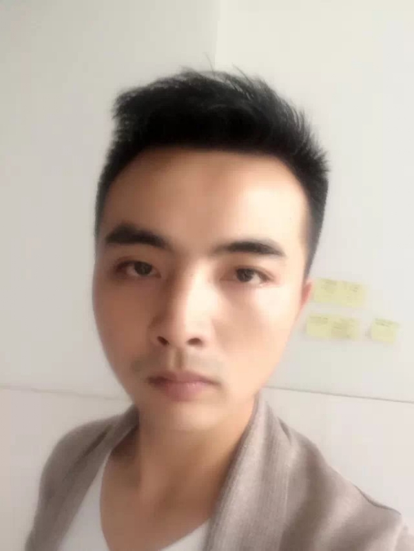 Adam的第一张照片--马尾交友网