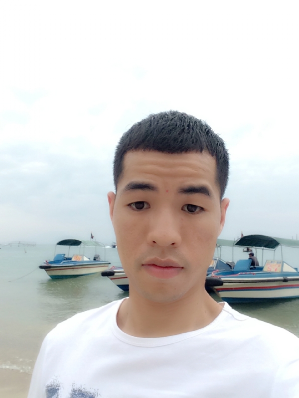 冷风的第一张照片--马尾交友网