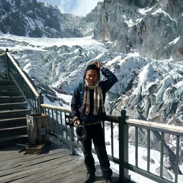 眯眯的第一张照片--马尾交友网