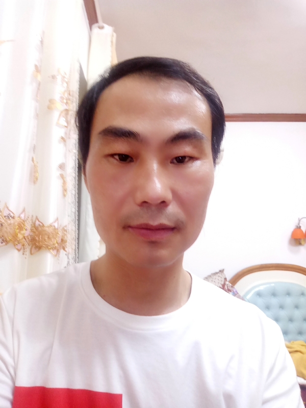 光明的第一张照片--马尾交友网