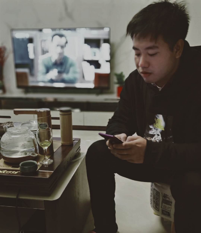 嗯今年能脱单吗的第一张照片--马尾交友网