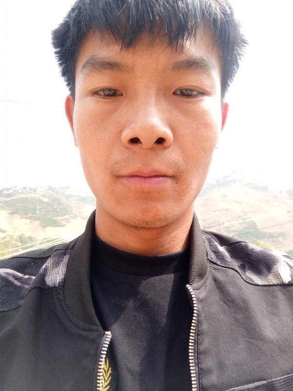 唐伟的第一张照片--马尾交友网