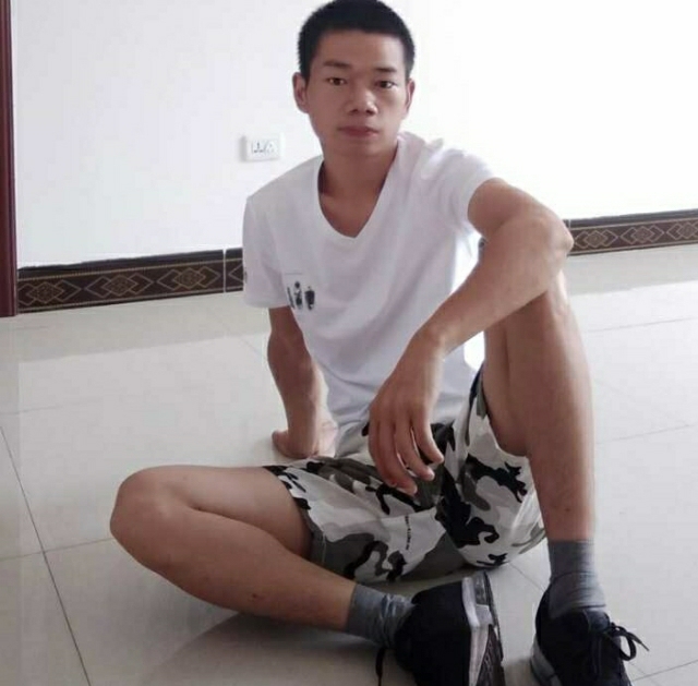 习惯就好的第一张照片--马尾交友网