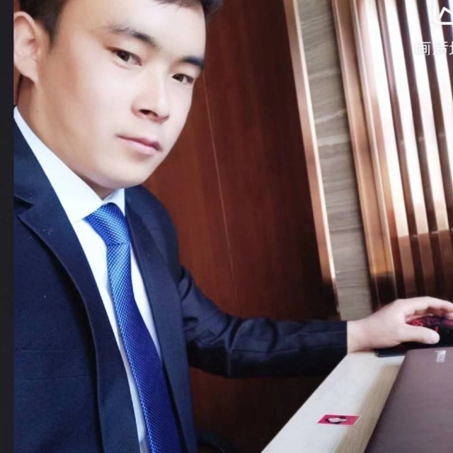 会哭的幸福的第一张照片--马尾交友网