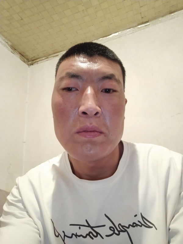 只为遇见你的第一张照片--马尾交友网