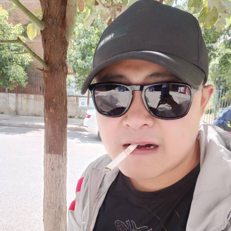 瞄小七的第一张照片--马尾交友网