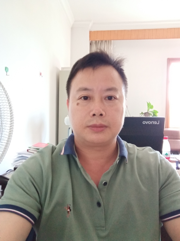 相逢即是缘的第一张照片--马尾交友网