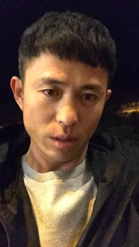 唔爱一身轻的第一张照片--马尾交友网