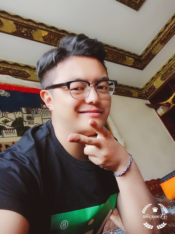 橙男的第四张照片--马尾交友网