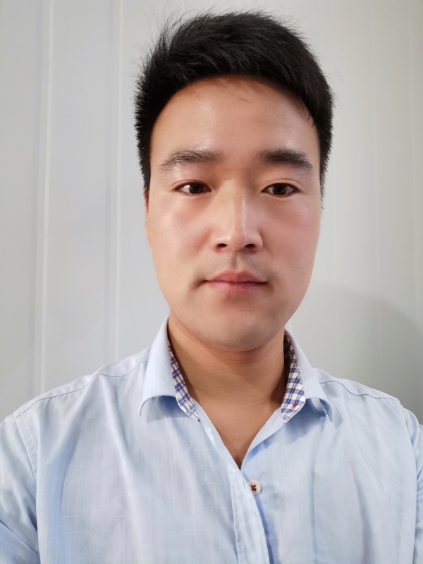诗和远方的第一张照片--马尾交友网