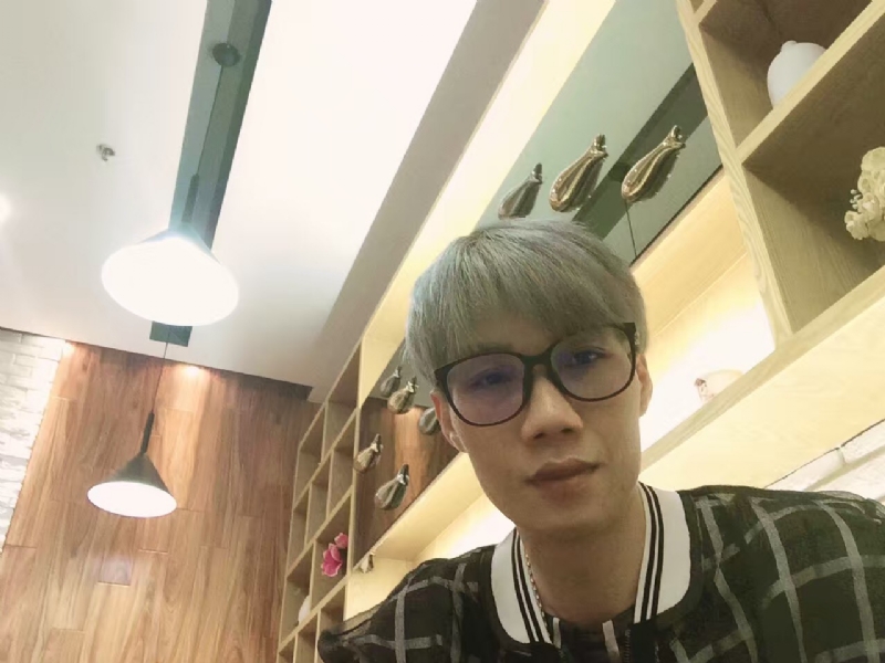 黄峰的第一张照片--马尾交友网