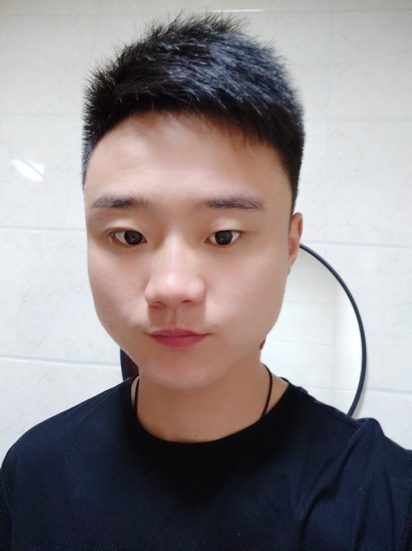 灰的第一张照片--马尾交友网