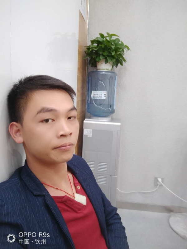 只想好好的爱一个人的第一张照片--马尾交友网