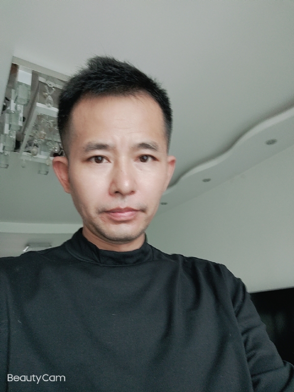 相伴今生的第一张照片--马尾交友网