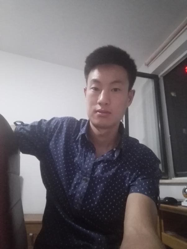 似初的第一张照片--马尾交友网