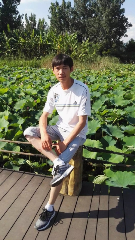 洛佐山娃的第一张照片--马尾交友网