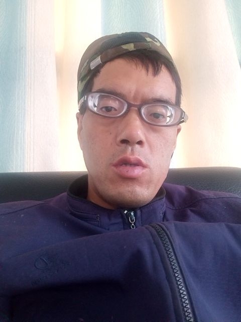 等待有缘人的第一张照片--马尾交友网