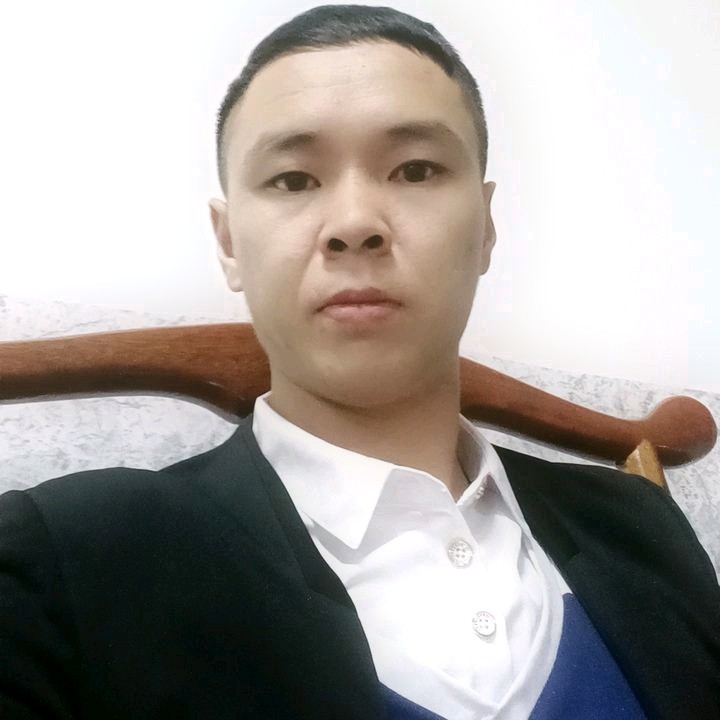 冷漠的第一张照片--马尾交友网