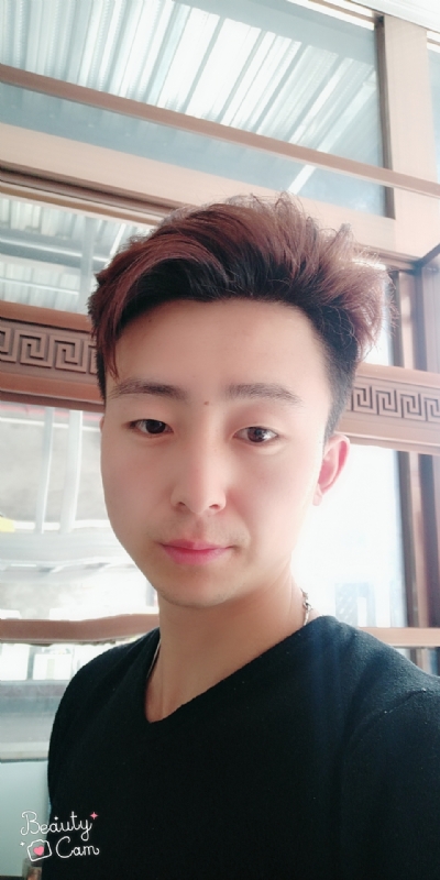 拼命微笑的第二张照片--马尾交友网