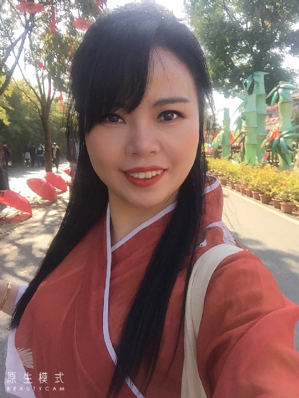 妮妮的第一张照片--马尾交友网