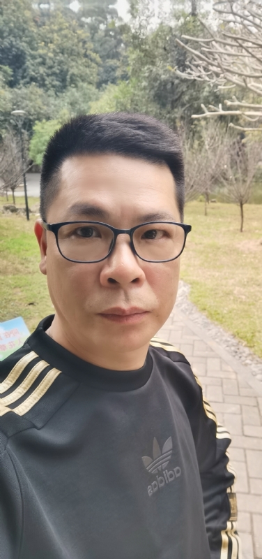 随缘的第一张照片--马尾交友网