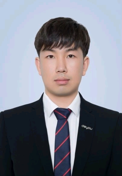 终究被人海淹没的第二张照片--马尾交友网