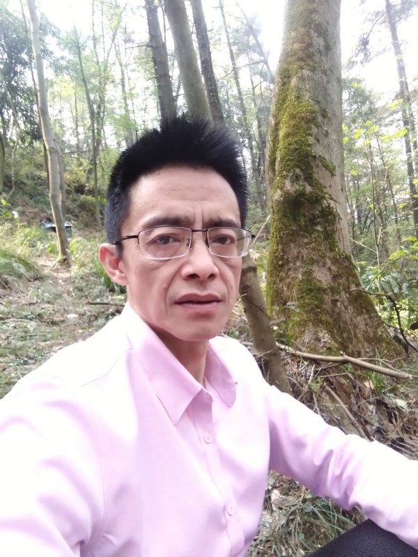 吴彬的第一张照片--马尾交友网