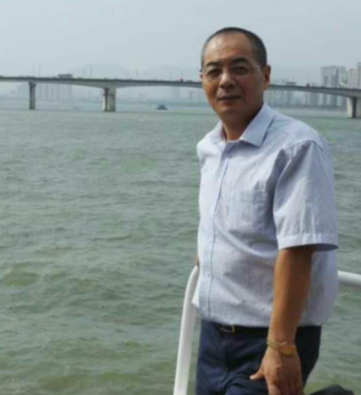 辛民的第二张照片--马尾交友网
