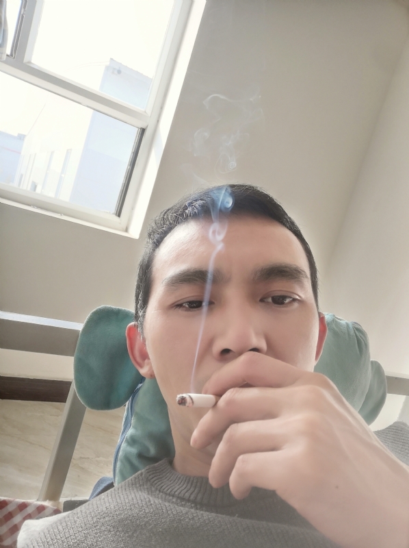 殇情的第一张照片--马尾交友网
