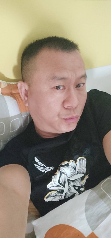 随缘的第一张照片--马尾交友网
