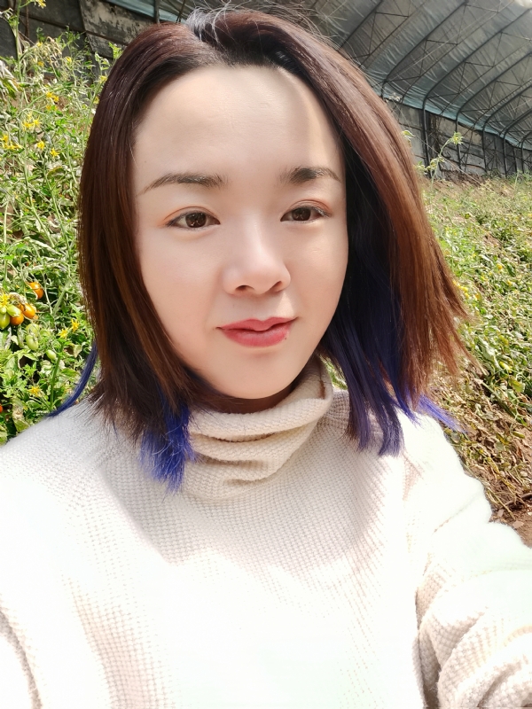 欣欣向荣的第一张照片--马尾交友网