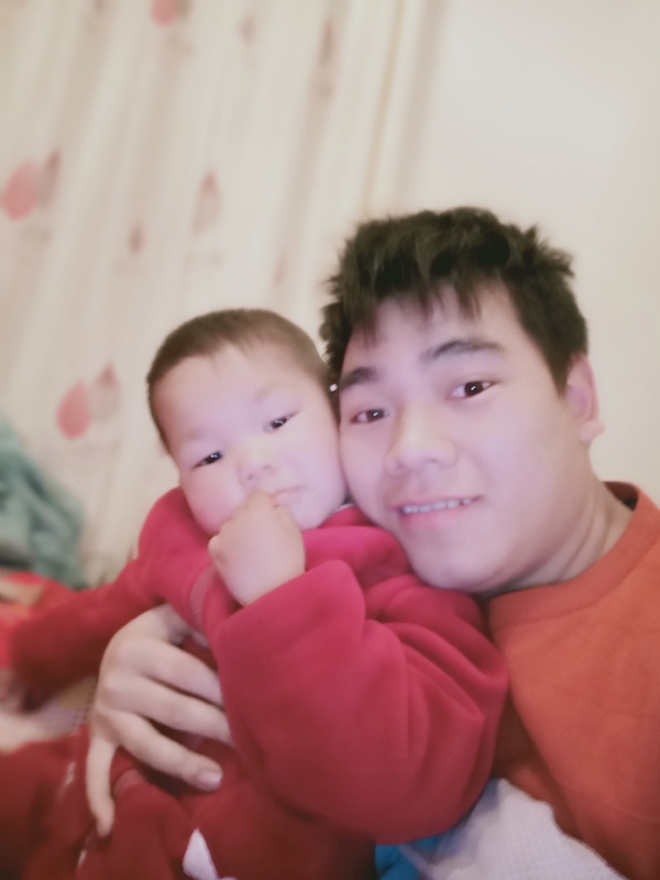 孤独一生的第一张照片--马尾交友网