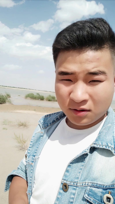王强的第一张照片--马尾交友网