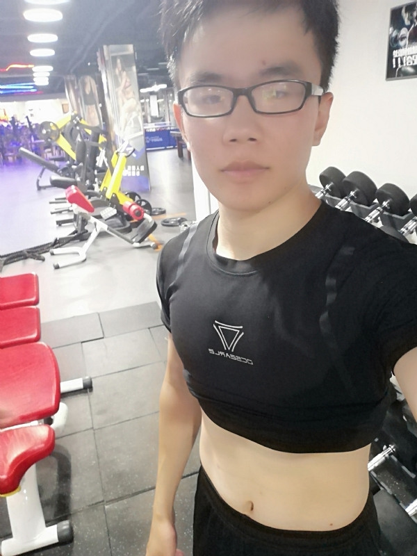 石榴裙下的第一张照片--马尾交友网