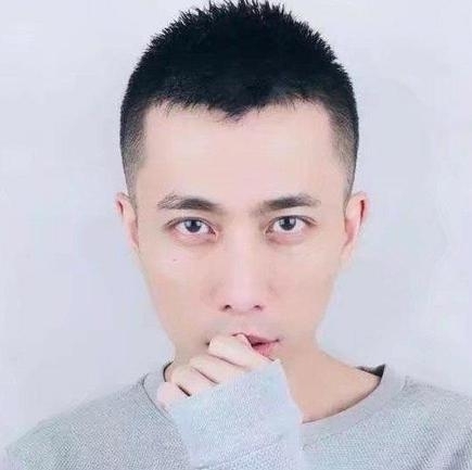 辛酉的第一张照片--马尾交友网