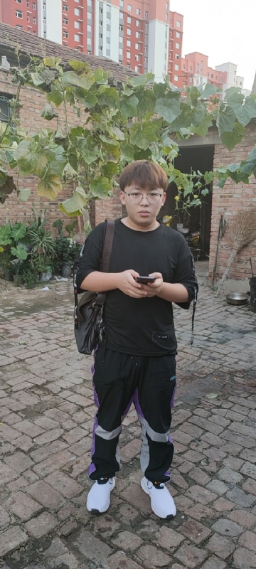 辛禹的第二张照片--马尾交友网