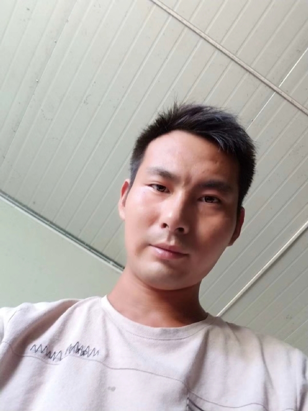 快乐肥宅水的第一张照片--马尾交友网