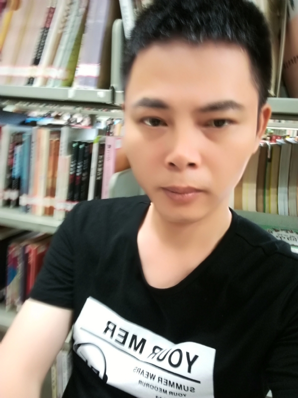 青青子衿的第一张照片--马尾交友网