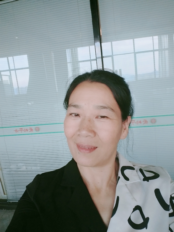 易莲的第一张照片--马尾交友网