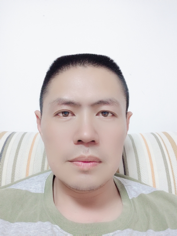 随缘的第一张照片--马尾交友网