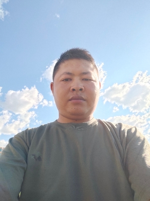 小马的第一张照片--马尾交友网